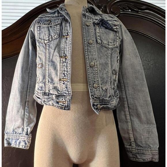 Women's The Best Distressed Denim Jacket By Lost! Size Small Light Wash - Picture 5 of 9
